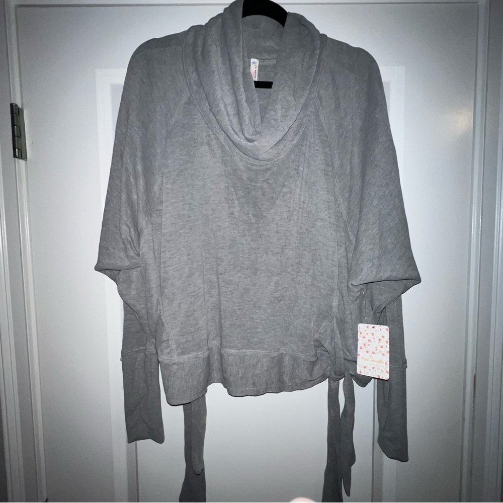 Free People Sweet Flow Pull-Over M
